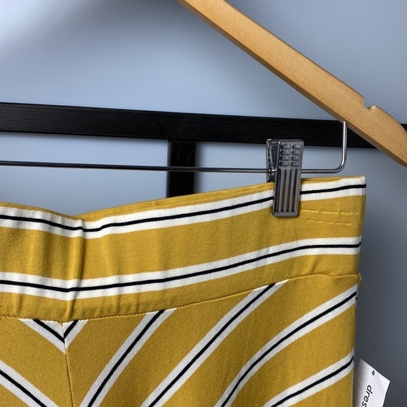 Westport Stripe Maxi Long Yellow Black White  Skirt Elastic Waist Size Medium - Picture 9 of 17